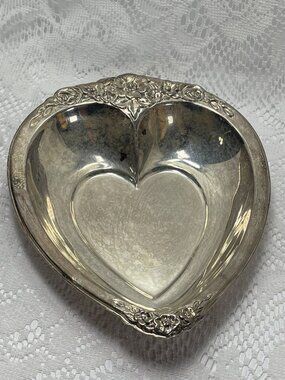 Vintage Laurel Mist 648 Silver Heart Shaped Candy Dish 7.25" Trinket Candy Tray